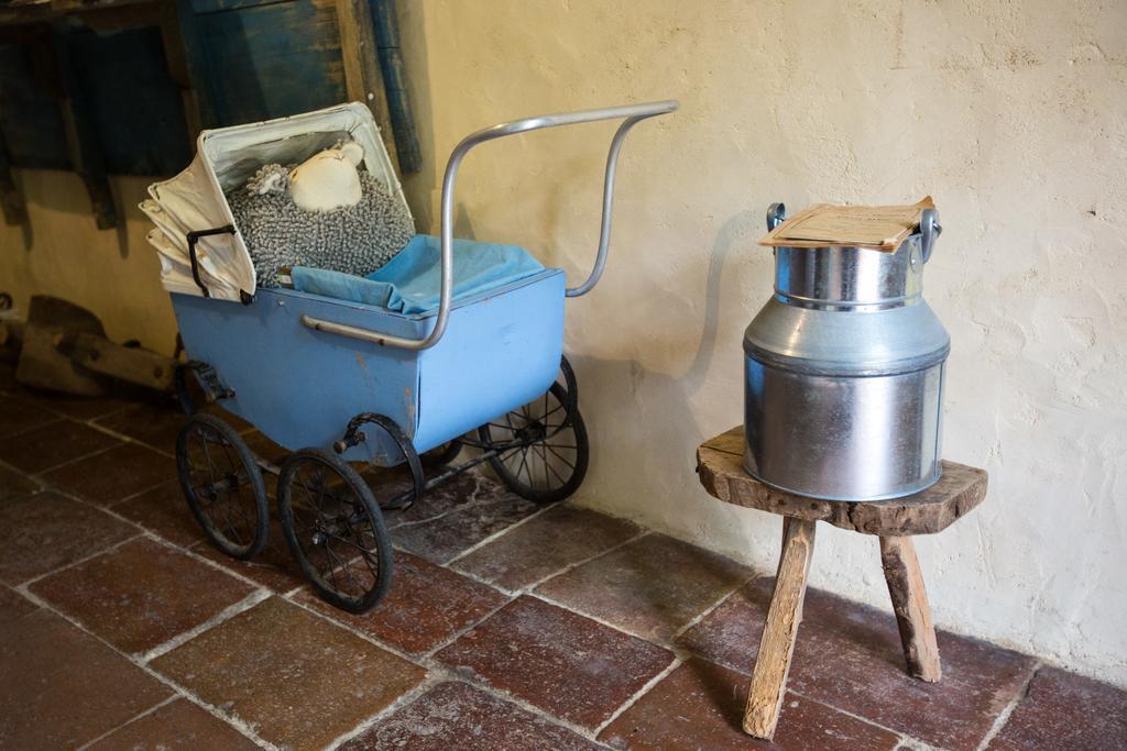 Au Mas Des Calmettes Bed & Breakfast Parisot  Luaran gambar