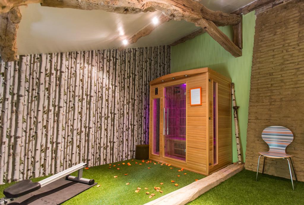 Au Mas Des Calmettes Bed & Breakfast Parisot  Luaran gambar